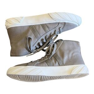 Lisa Vicky Gray Canvas High Top Getaway Sneakers 10